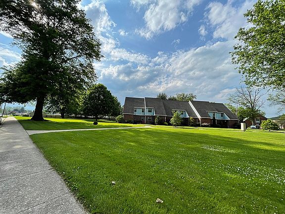 View of front of condo 