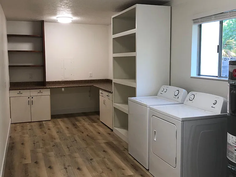 3028 Canyon View Dr — Photo 6