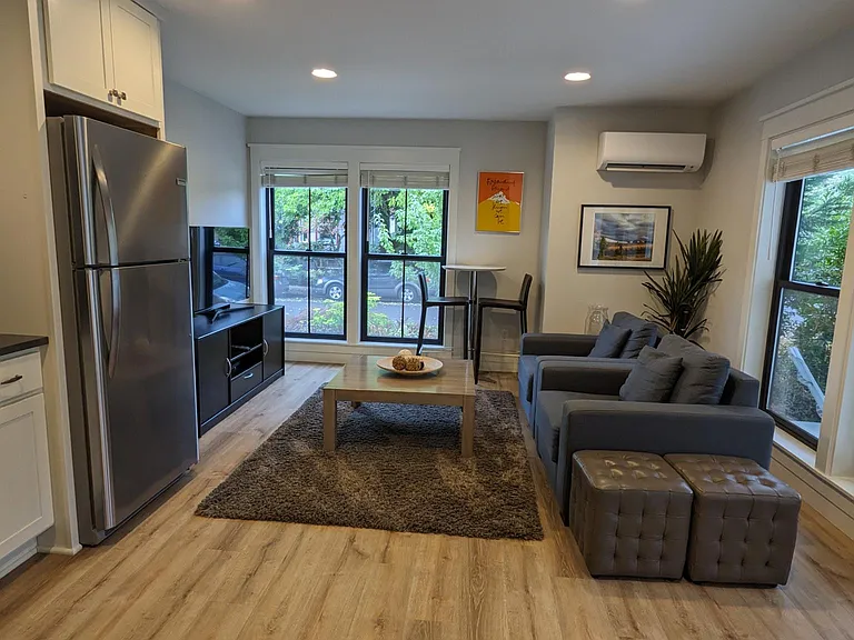 3675 SE 13th Ave #B — Photo 4