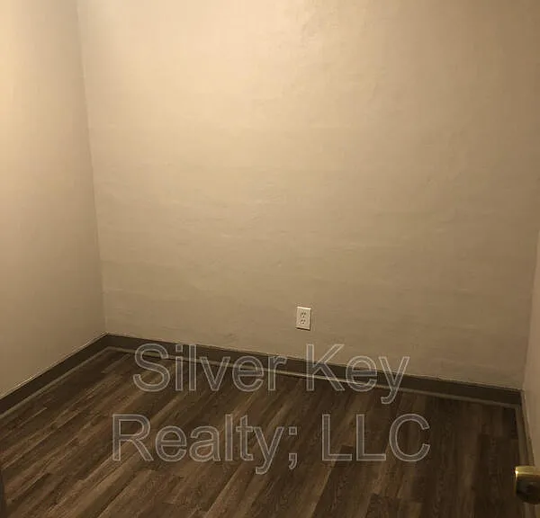 1426 & 1432 Niles Ferry Rd #8 — Photo 5