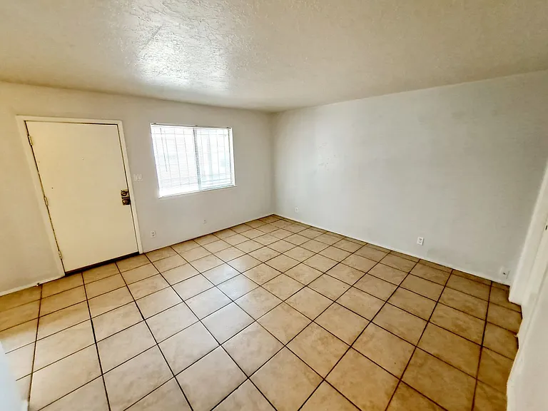 131 Tennessee St Se — Photo 4