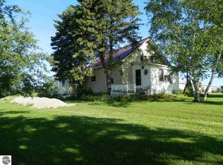 1607 Reed Rd, Sterling, MI 48659