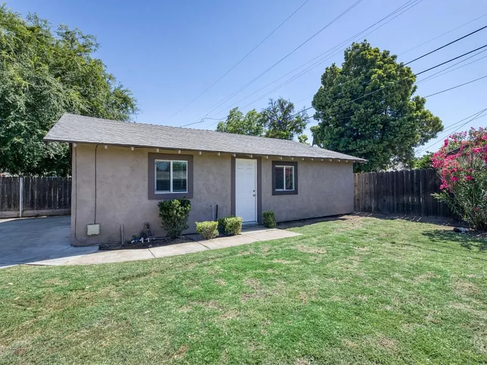 1437 N San Pablo Ave #B