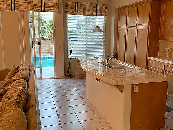 5th image of 24584 Avenida Musico