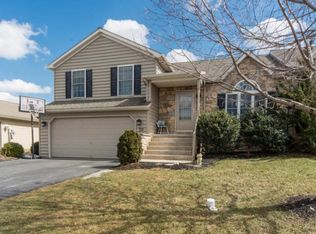 511 Foggy Bottom Rd, Ephrata, PA 17522