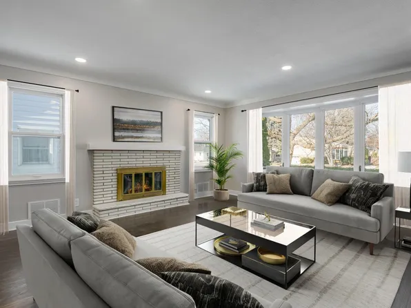 334 Ruby Dr, West Saint Paul, MN 55118