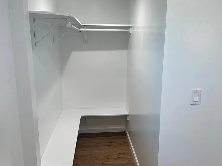 Walk in closet