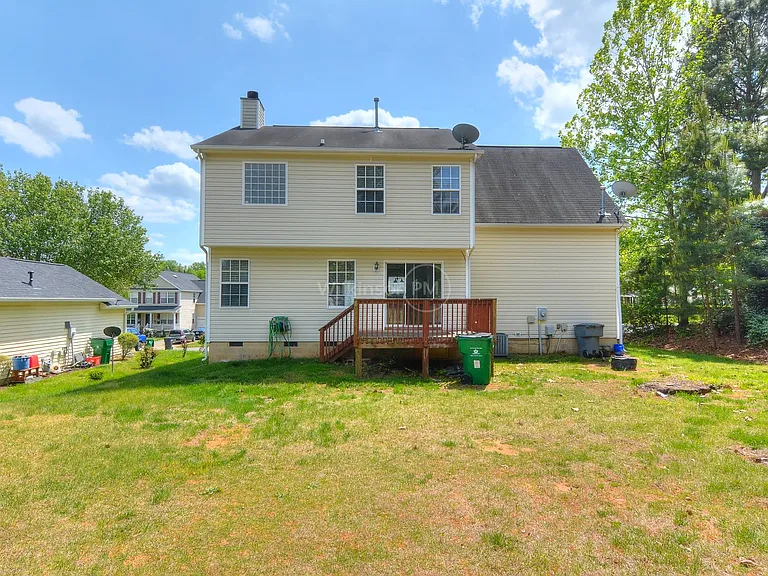 10420 Yellow Rose Ln — Photo 33