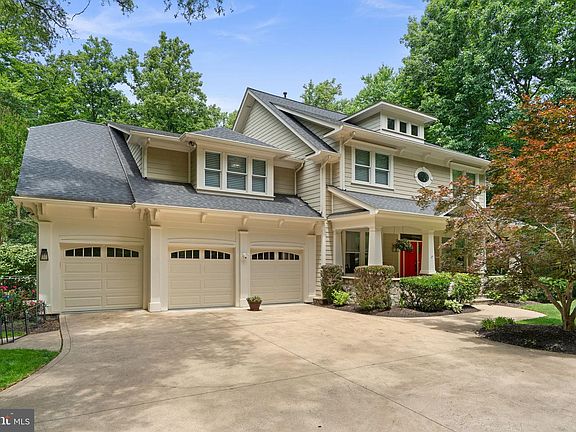 4th image of 18429 Woodburn Rd