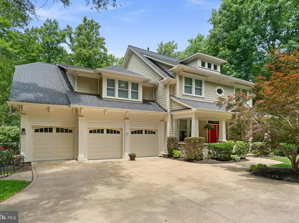 18429 Woodburn Rd, Leesburg, VA 20175