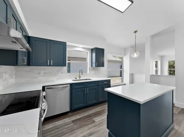 12947 WINTHROP COVE Drive, Jacksonville, FL 32224