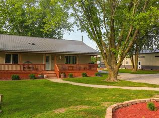 9739 Old Agency Rd, Agency, IA 52530