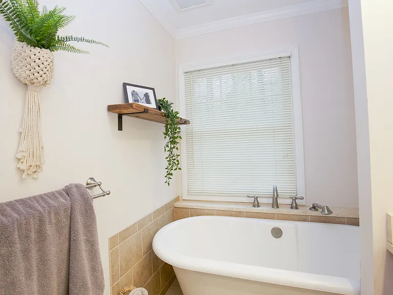 3421 Regiment Dr — Photo 39