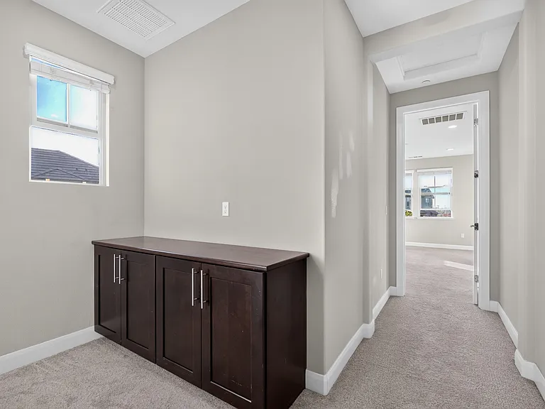 1606 Hidden Creek Ln — Photo 17