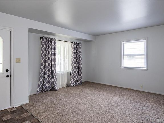 5th image of 1344 Carver Pl