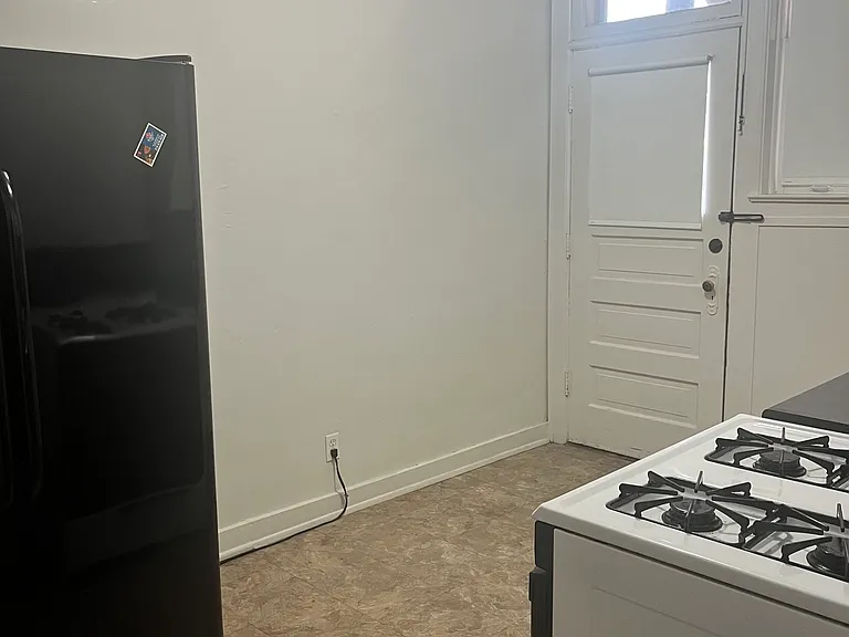 Mason Sherman Apartments — Photo 10
