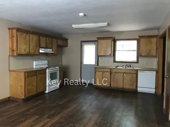 1313A Palmetto St, Pineville, LA 71360