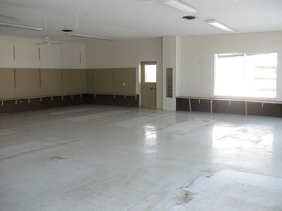 4th image of 1103 Garden St