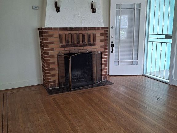 2nd image of 2701 & 2703 16th St #2701