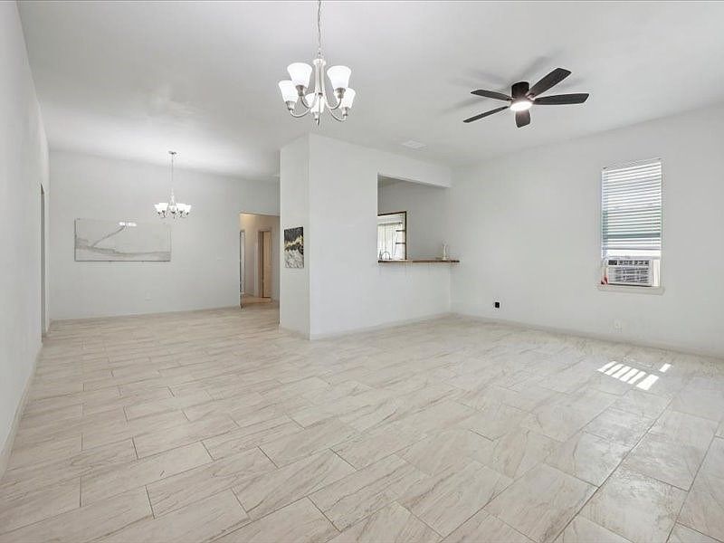 1st image of 2290 Orange St #2290