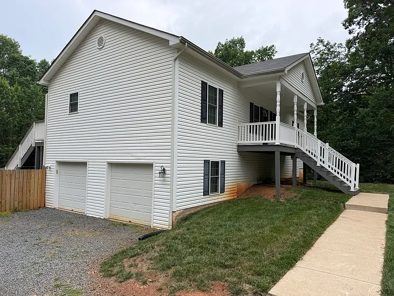 7540 Lawyers Rd — Photo 2