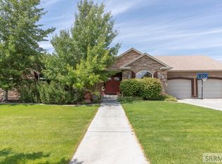 5480 Long Cove Dr, Idaho Falls, ID 83404