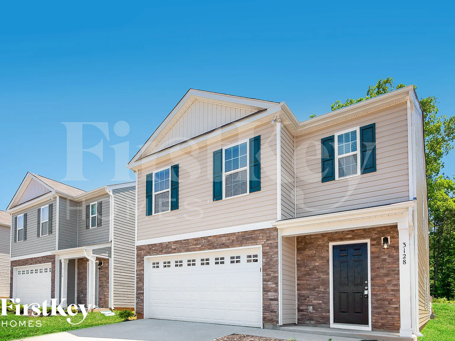 5 bed, 3.0 bath, 2368 sqft, $2,470 — Photo 2