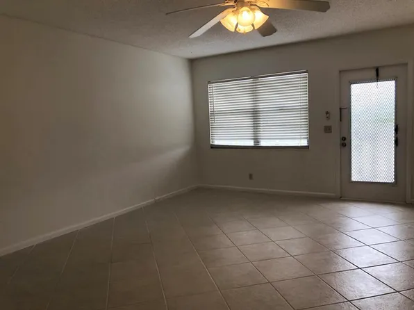 4065 Exeter Dr #D, Boca Raton, FL 33434
