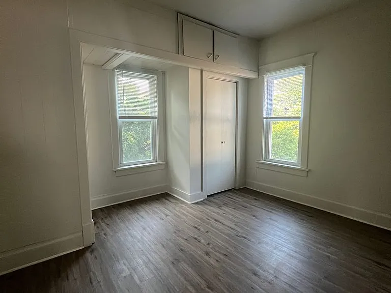 631 S 5th Ave — Photo 5