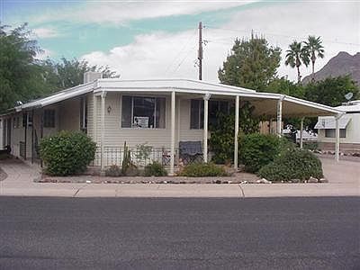 2nd image of 2842 S Western Way Cir