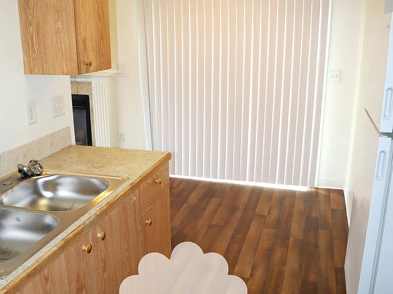 1430 W Bonneville Cir #102 — Photo 9