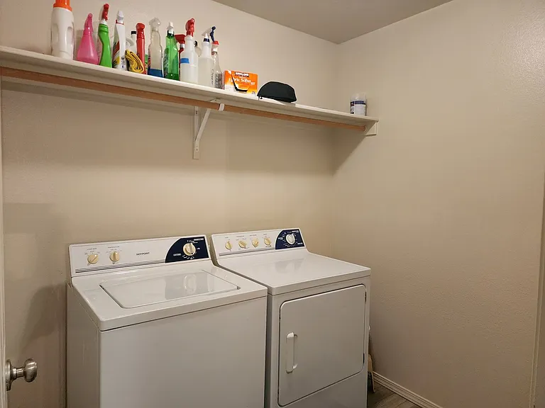 10001 W Irving St — Photo 14