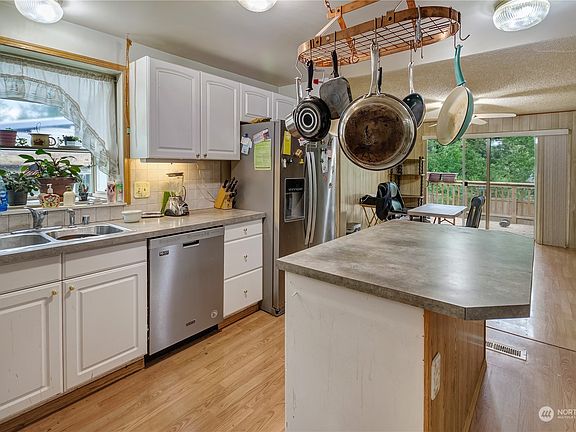 5th image of 32314 226th Avenue SE