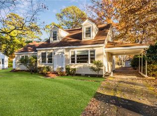 1320 Wilroy Rd, Suffolk, VA 23434