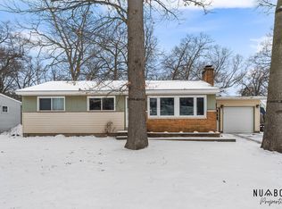 3447 Chippewa Dr, Muskegon, MI 49441