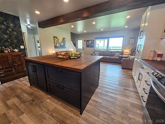 4th image of 16160 Hectorville Rd