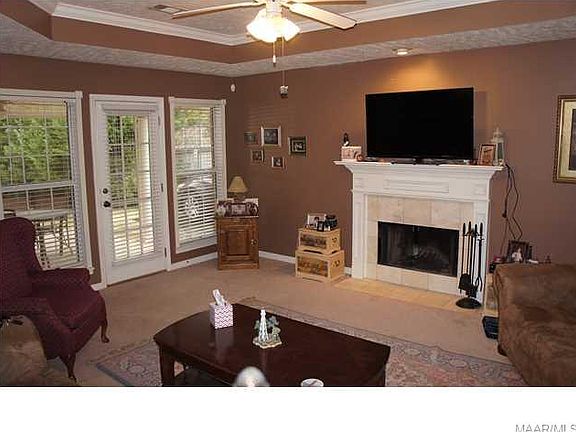 2nd image of 6977 Oak Side Dr