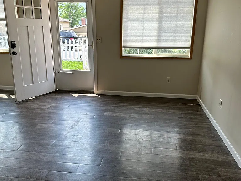 23613 E 3rd Ave — Photo 3