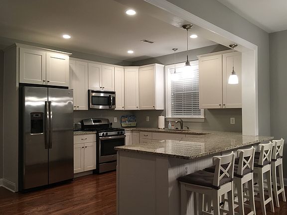 2nd image of 1647 N Hills Ave