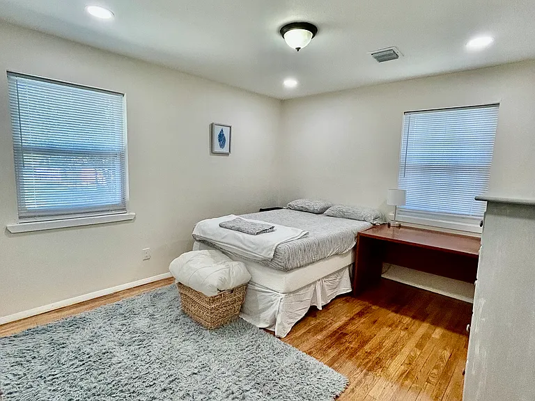756 Boxwood Dr — Photo 12