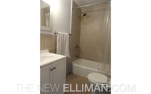 Rented by Douglas Elliman | media 19