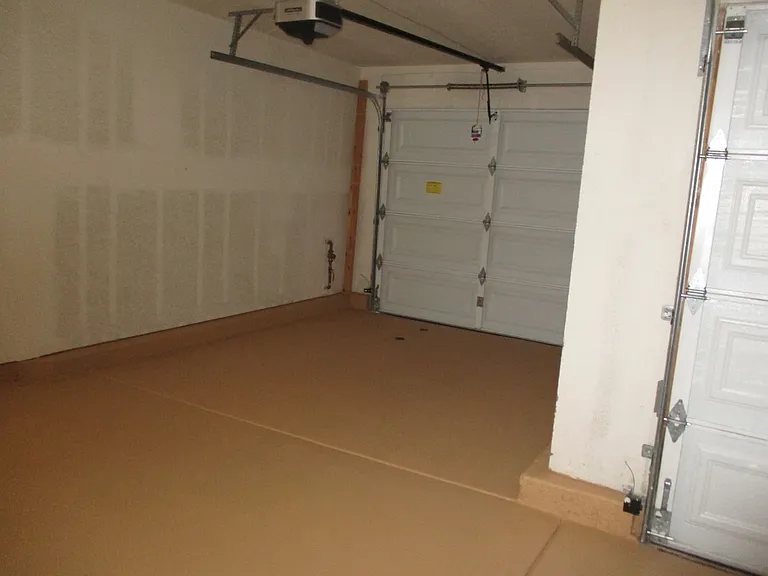 1411 Livingston St — Photo 19