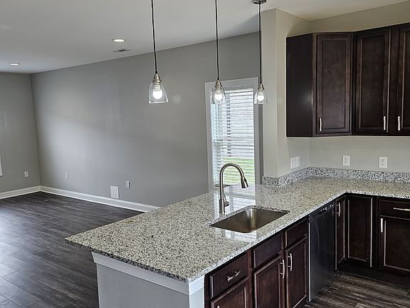 3rd image of 44 Emanuel Ct Lot 70