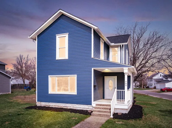 704 W 5th St, Marysville, OH 43040