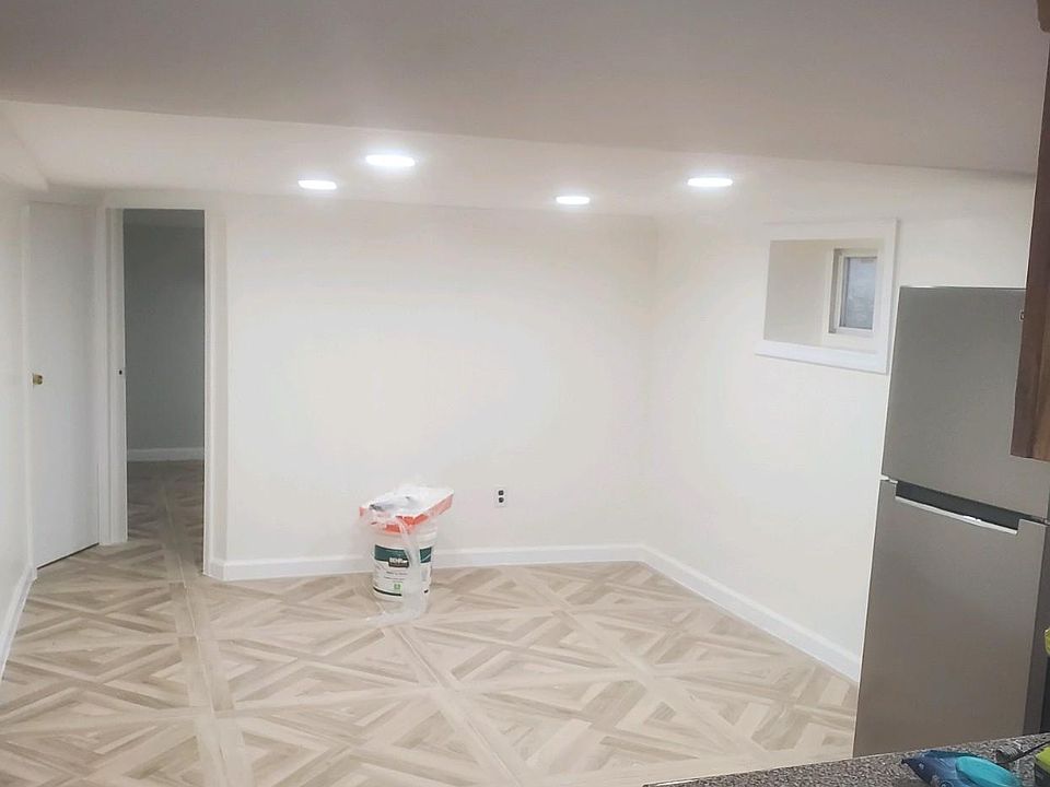 1st image of 11432 135th St