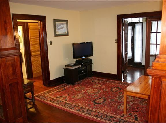 5th image of 4 Lighthall Ave