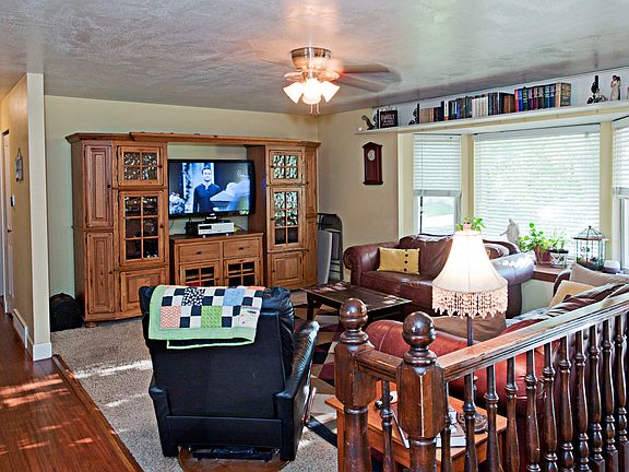 Living Room Bay Window