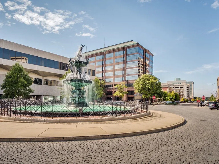 District 36 — Photo 16
