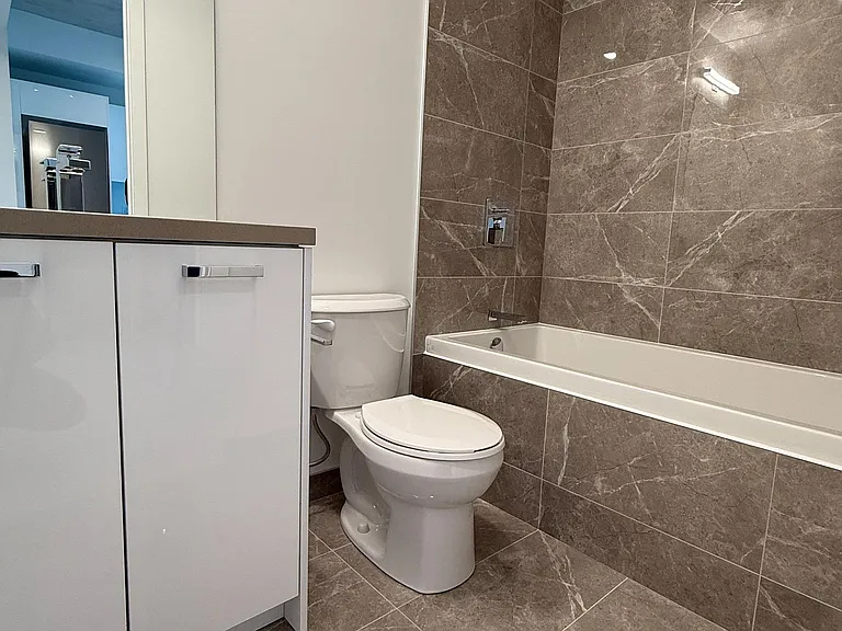 284 King St E #1201 — Photo 6