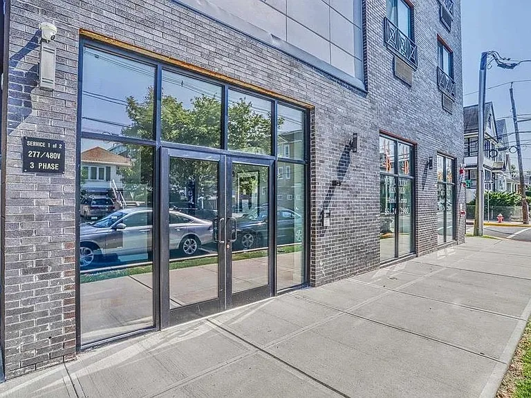 140 Avenue B #204 — Photo 3